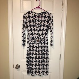 ***Ellen Tracy Dress